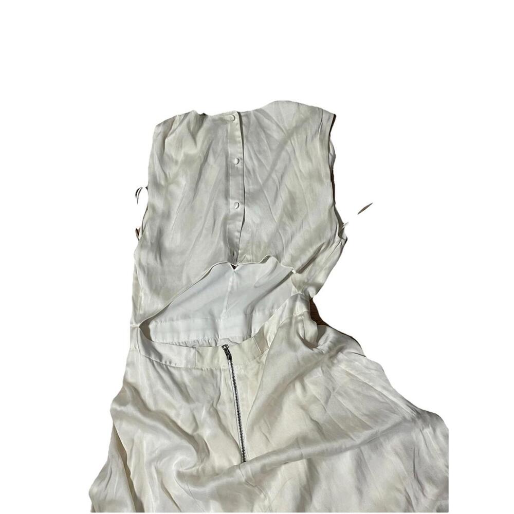 Alice + Olivia Long Dress Satin Size 4 Cream Button Missing H85 - Picture 3 of 5